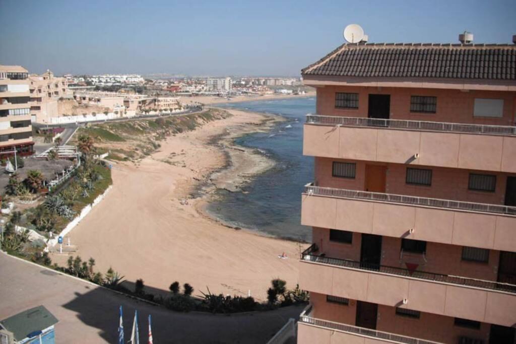 Splendido Appartamento Fronte Mare Vista Spiaggia - Prima Linea Mare Torrevieja Exterior photo